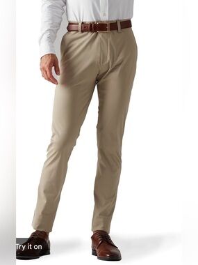 Rhône Commuter Slim-Fit 30” Waist Men’s Tan Pants
